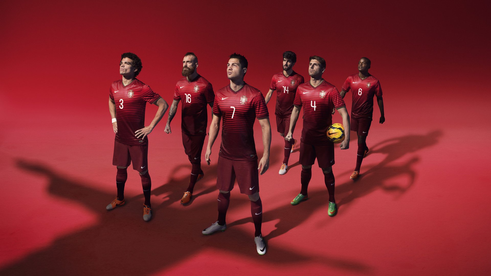 欧冠淘汰赛之夜，苏亚雷斯贡献制胜表现